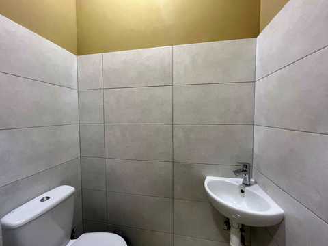 комерційна за адресою Короленка вул. (Первозванівська), 2к