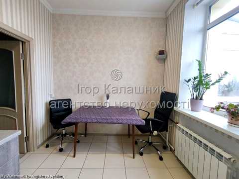 квартира за адресою Івана Світличного вул. (Петровського), 4-А