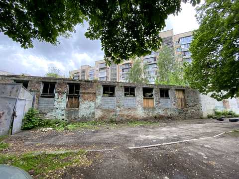 коммерческая по адресу Чорновола, 4