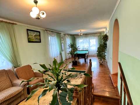 будинок за адресою с. Угринів, Галицька вул., 13