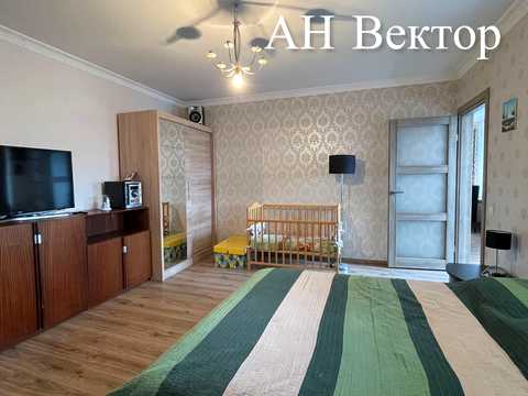 квартира за адресою Тракторобудівників просп., (94в)