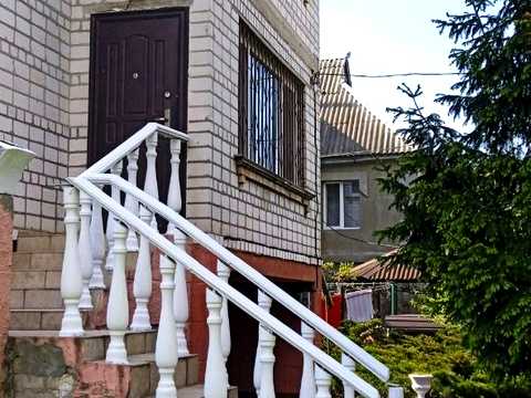 будинок за адресою Центральна вул., 57