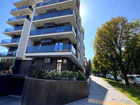 комерційна за адресою Окружна вул., 43