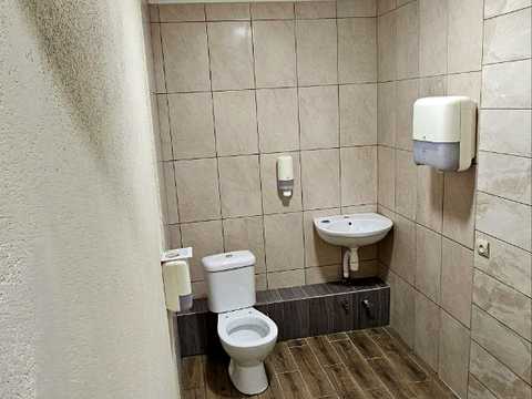 коммерческая по адресу Степана Бандеры ул., 8а