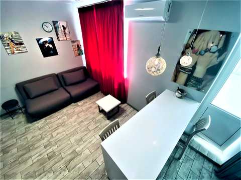 квартира за адресою Юності вул., 3