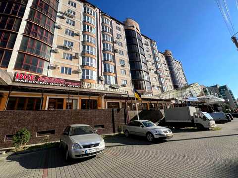 комерційна за адресою Героїв Майдану вул. (Червоноармійська), 53