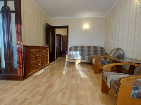 квартира за адресою Юрія Литвинського вул. (Російська), 64