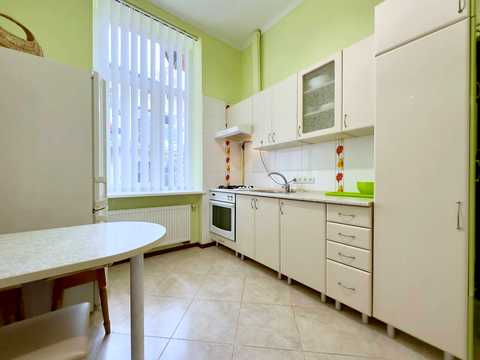 квартира по адресу Святого Теодора пл., 4