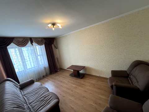 квартира за адресою Дмитра Луценка вул. (Крейсера "Аврора"), 5