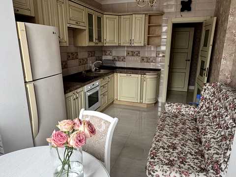 квартира по адресу Драгоманова ул., 2