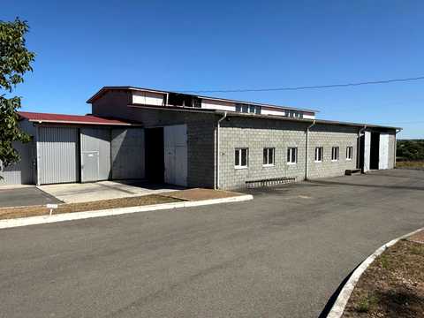 комерційна за адресою Осипенка, 56