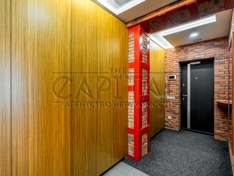 комерційна за адресою Почайнинська вул., 70