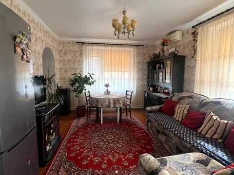 дом по адресу Ай-Петринская ул. (Слепнёва)