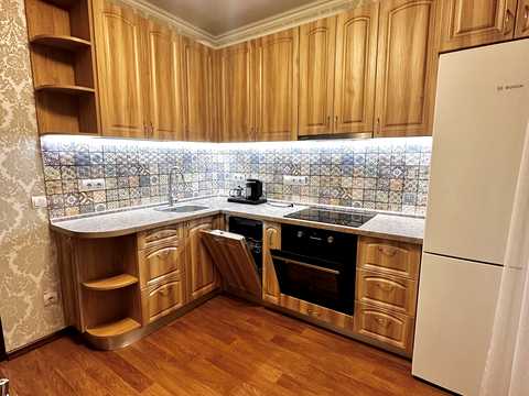 квартира за адресою Софії Русової вул., 7