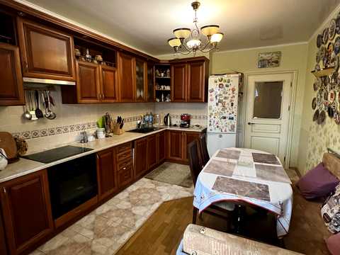квартира за адресою Павла Чубинського вул., 3