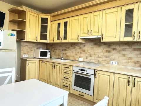 квартира за адресою Феодосійська вул., 3-В