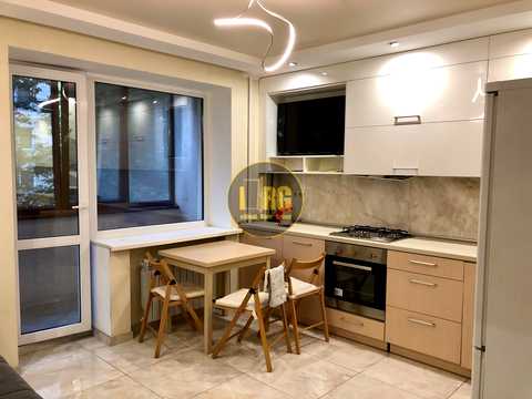 квартира за адресою Глібова вул., 7