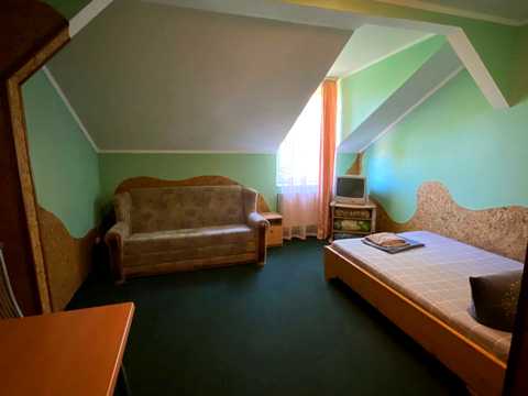 коммерческая по адресу Евгения Коновальца ул., 433