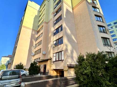 квартира за адресою Українських Декабристів вул., 52