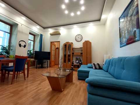 квартира за адресою Старокозацька вул. (Комсомольська), 74а