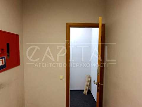 коммерческая по адресу Антоновича ул. (Горького), 33В
