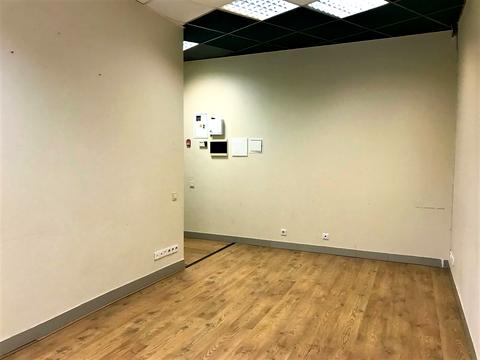 коммерческая по адресу Леонтовича ул.
