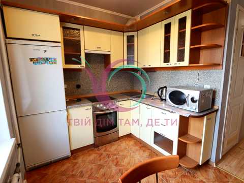 квартира по адресу Червоной Калины просп. (Владимира Маяковского), 52