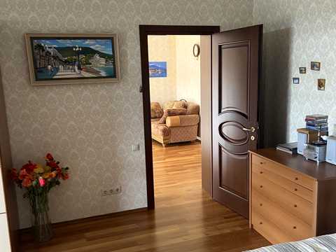 дом по адресу Набережна