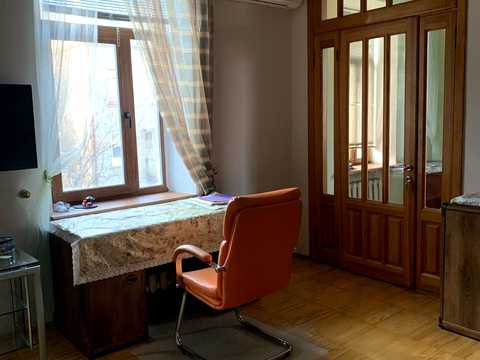 квартира за адресою Феодосія Макаревського пров. (Радянський), 1-Б