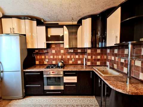 квартира за адресою Романа Шухевича вул. (Курчатова), 7