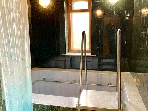 будинок за адресою Академіка Вернадського вул.