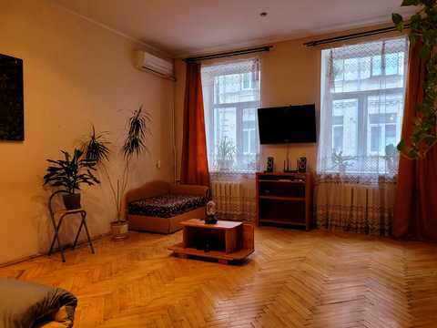 квартира по адресу Ярославская ул., 10
