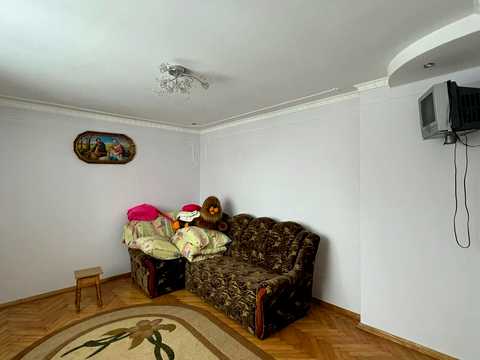 квартира по адресу центральна, 1