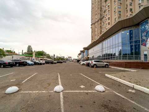 комерційна за адресою Середньофонтанська вул., 19-А