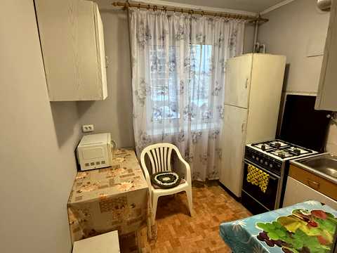 квартира за адресою Роксоляни вул., 18