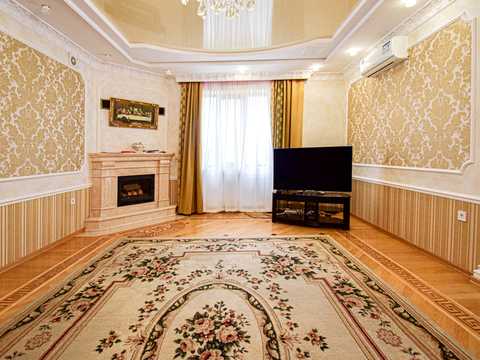 дом по адресу Леси Украинки ул., 1