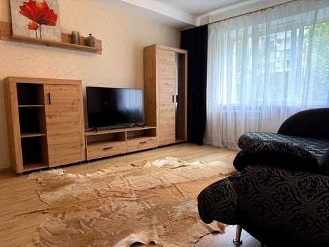 квартира за адресою Русанівська набережна вул., 8