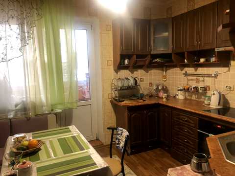 квартира за адресою Олени Пчілки вул., 4