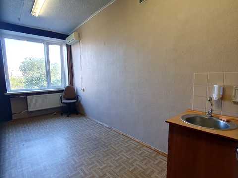 коммерческая по адресу Небесної Сотні, 105