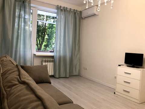 квартира за адресою Оріхуватська вул. (Бурмистенка), 6к2