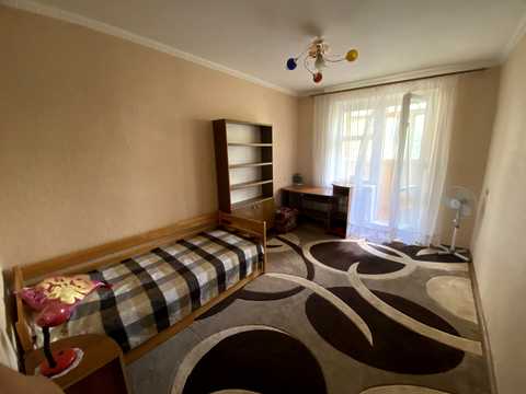 квартира за адресою Галини Петрової вул., 5