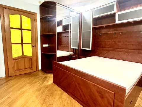 квартира по адресу Феодосийская ул., 10