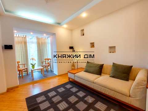 квартира по адресу Круглоуниверситетская ул., 13