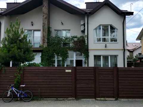 дом по адресу Свято-Покровская ул. (Ленина)