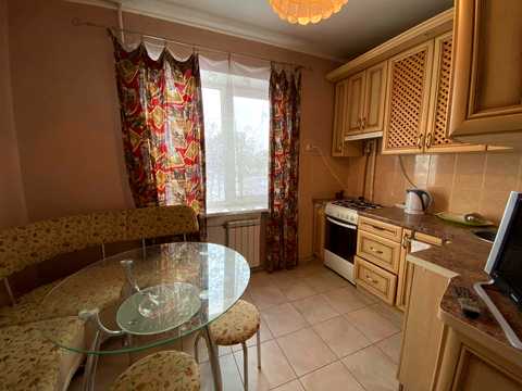 квартира за адресою Йорданська вул. (Лайоша Гавро), 11