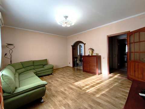 квартира за адресою Степана Тільги вул. (Революційна), 9