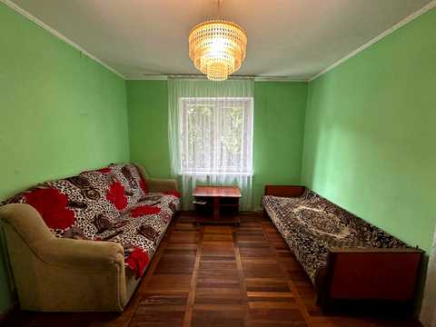 квартира за адресою Гната Хоткевича вул., 52