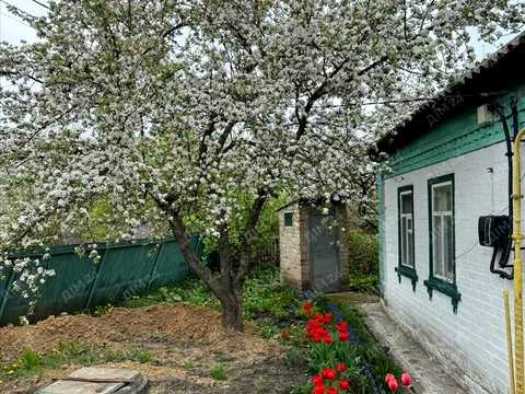 будинок за адресою с. Ваці, Центральна, 1