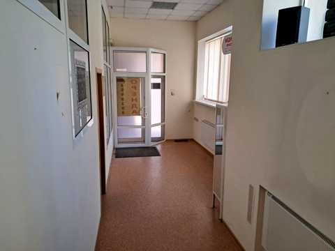 комерційна за адресою Лесі Українки бульв., 21-А