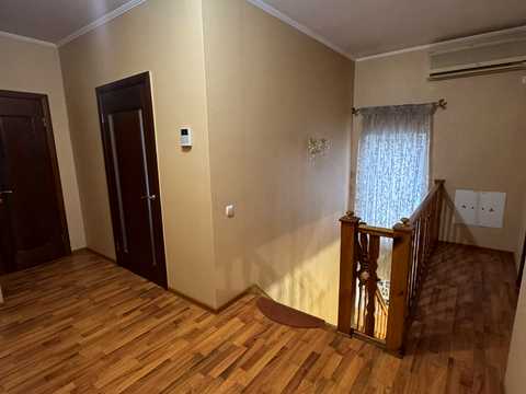 дом по адресу Південна
